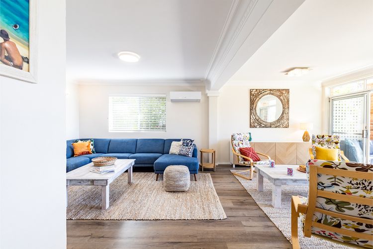 Sanctuary on Dutchies, 18 Gloucester Street – Water views, Air Conditioning, WiFi and Close To Town