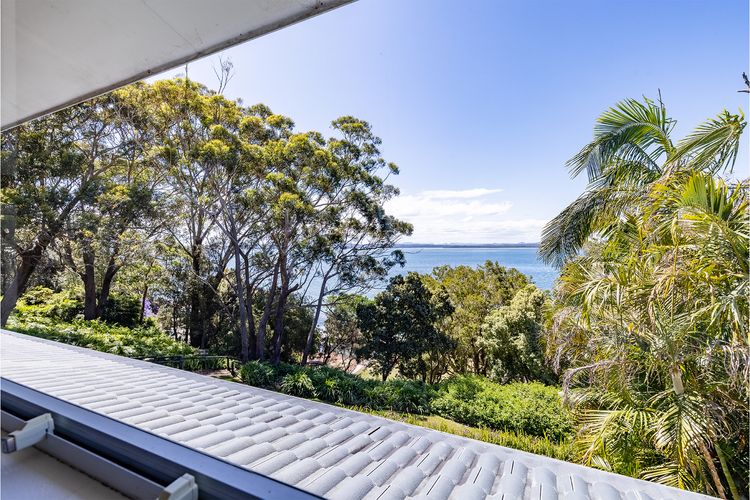 Sanctuary on Dutchies, 18 Gloucester Street – Water views, Air Conditioning, WiFi and Close To Town