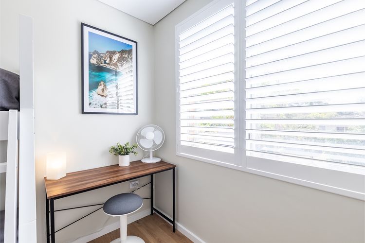 5 Gretel Lodge, 1 Gretel Cl – family friendly unit close to the water