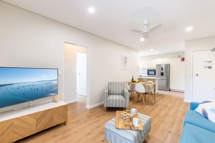 5 Gretel Lodge, 1 Gretel Cl – family friendly unit close to the water