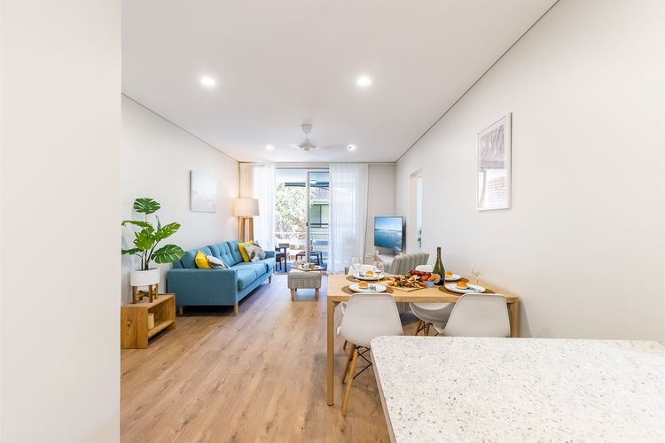 5 Gretel Lodge, 1 Gretel Cl – family friendly unit close to the water