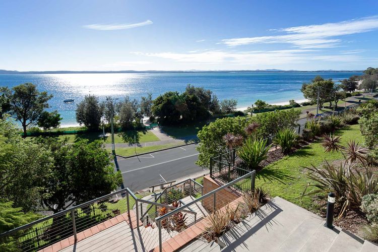 Kiah, 1/53 Victoria Parade – First floor unit with stunning views, Wi-Fi and aircon,