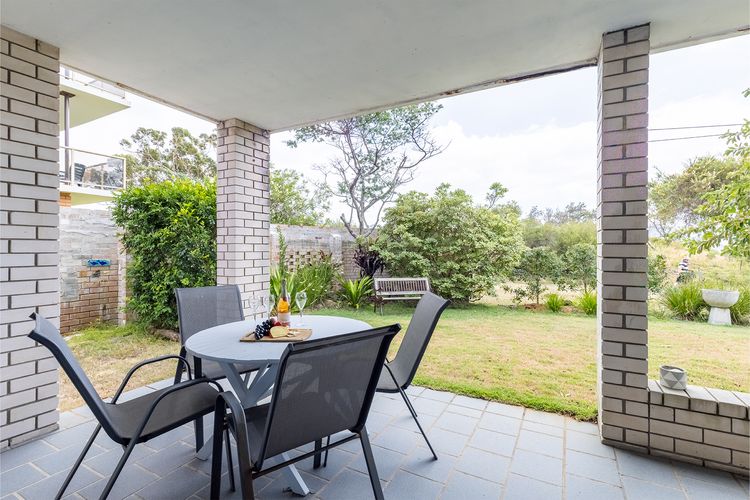 2/26 Voyager Cl – beachfront ground floor unit