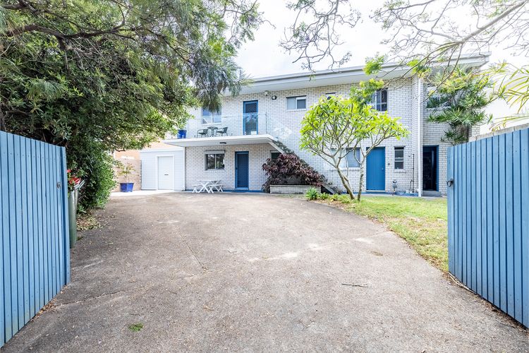 2/26 Voyager Cl – beachfront ground floor unit