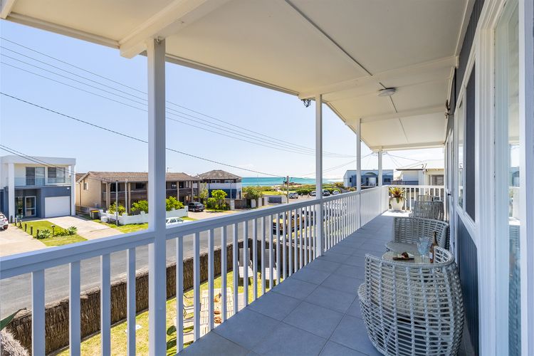 Anna Bay Beach Shack, 44 Ocean Avenue – fantastic 2 storey house with spectacular views