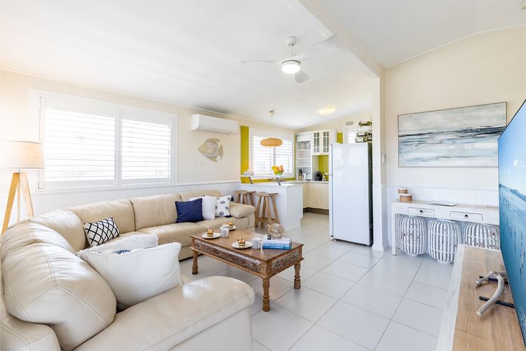 Anna Bay Beach Shack, 44 Ocean Avenue – fantastic 2 storey house with spectacular views