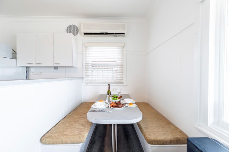 Bayside, 1/21 Victoria Parade – Unit with unbeatable water views and location