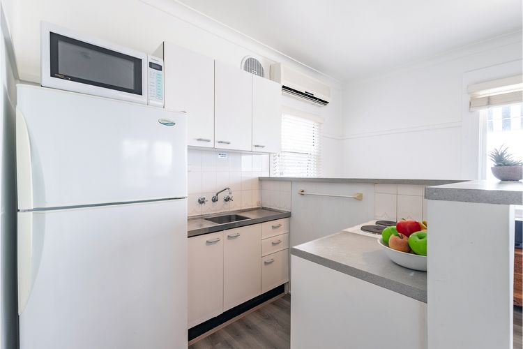 Bayside, 1/21 Victoria Parade – Unit with unbeatable water views and location