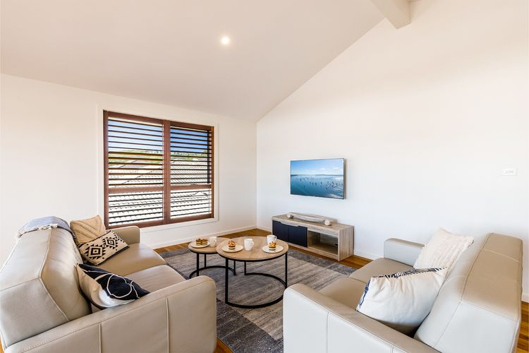 74A Sergeant Baker Drive – comfortable duplex with beautiful distant water views