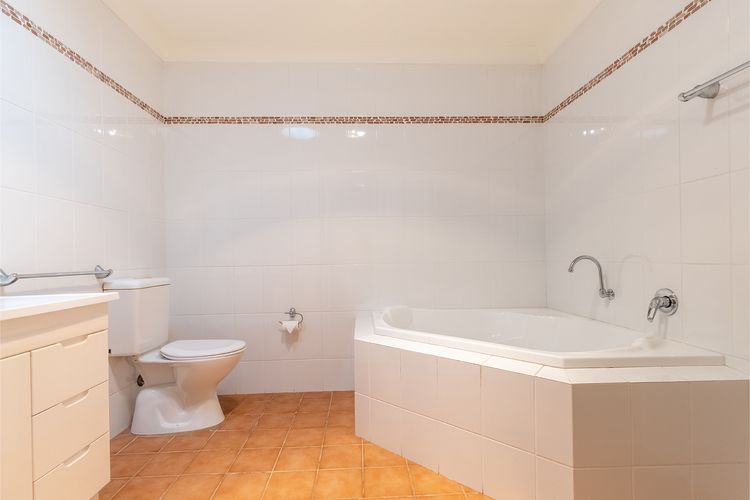 74A Sergeant Baker Drive – comfortable duplex with beautiful distant water views