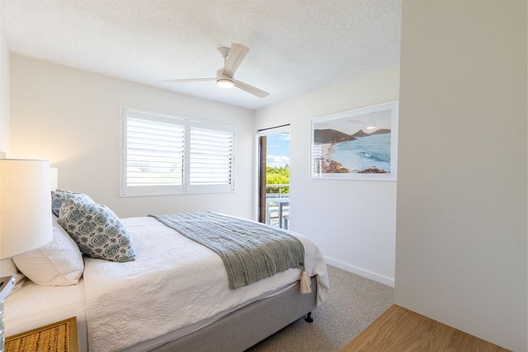 Intrepid, 14/3 Intrepid Close – Completely renovated with water views