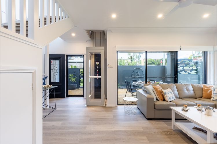 Beach Haven, 3a Messines Street – 4 Minute walk to the beach, WiF, Air Con