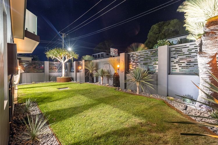 Beach Haven, 3a Messines Street – 4 Minute walk to the beach, WiF, Air Con