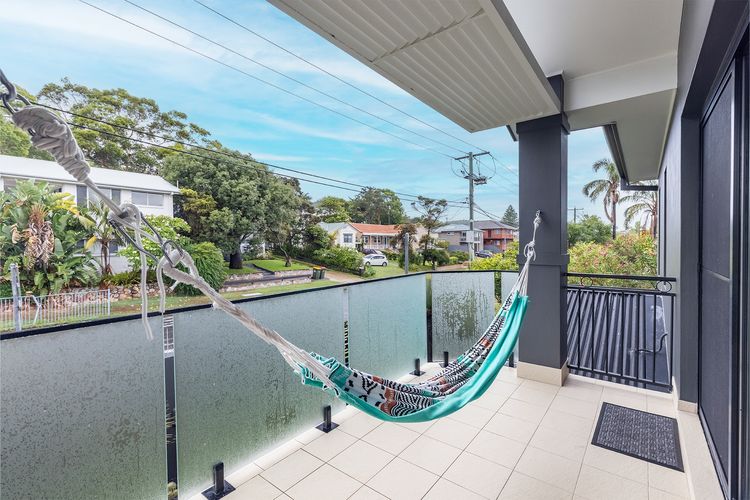 Beach Haven, 3a Messines Street – 4 Minute walk to the beach, WiF, Air Con