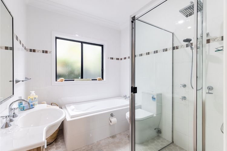 Beach Haven, 3a Messines Street – 4 Minute walk to the beach, WiF, Air Con