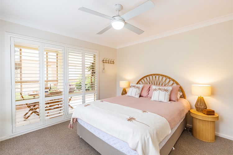 Anchored at Fingal Bay, 80 Marine Drive