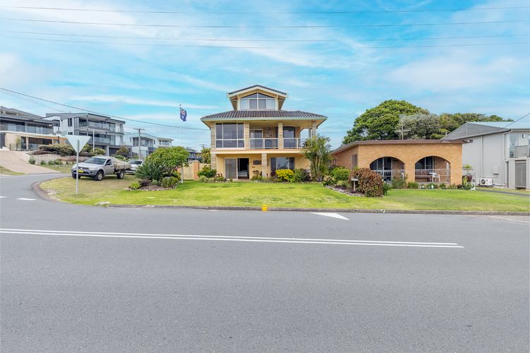 Anchored at Fingal Bay, 80 Marine Drive