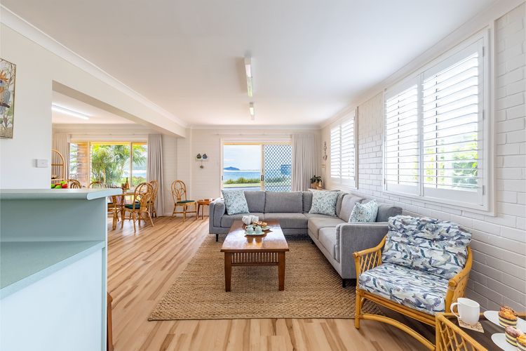 Anchored at Fingal Bay, 80 Marine Drive