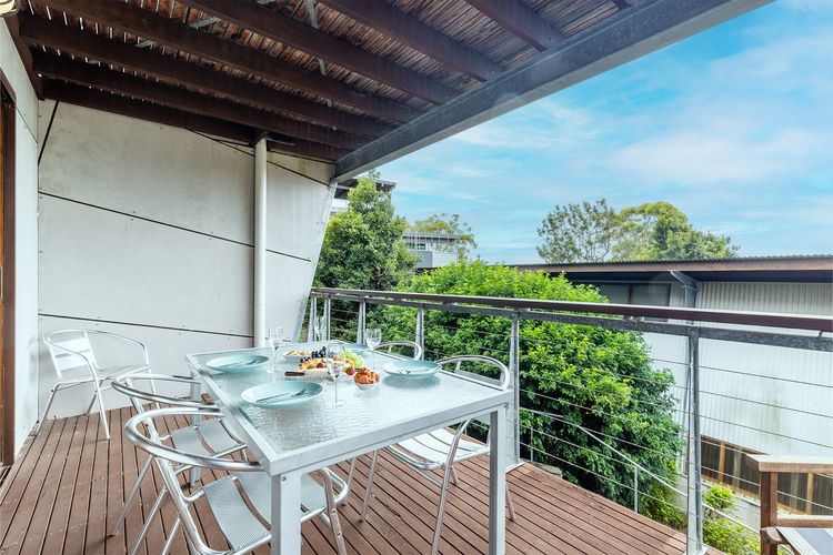 Dutchies By The Sea, 2/61 Christmas Bush Ave – Spectacular views, close to the beach, Wi-Fi