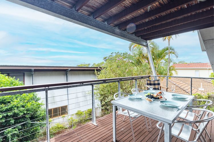 Dutchies By The Sea, 2/61 Christmas Bush Ave – Spectacular views, close to the beach, Wi-Fi