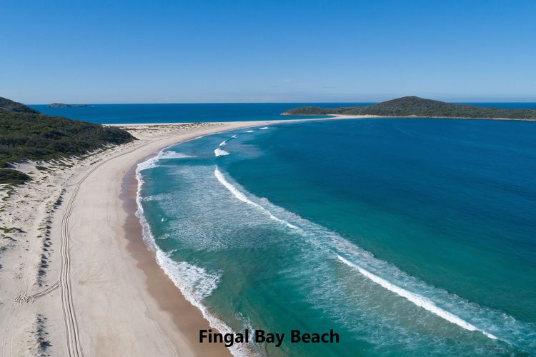 Fingal Bay Coastal Retreat,  1/12 Marine Drive – fantastic ground floor duplex with Air Conditioning and WIFI