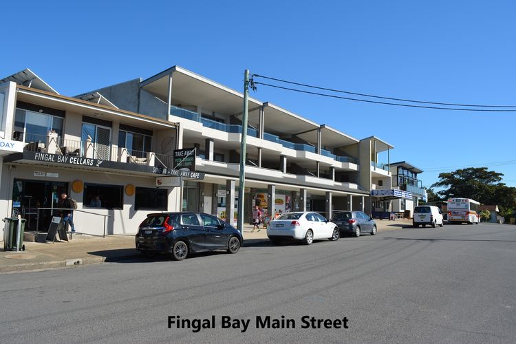 Fingal Bay Coastal Retreat,  1/12 Marine Drive – fantastic ground floor duplex with Air Conditioning and WIFI