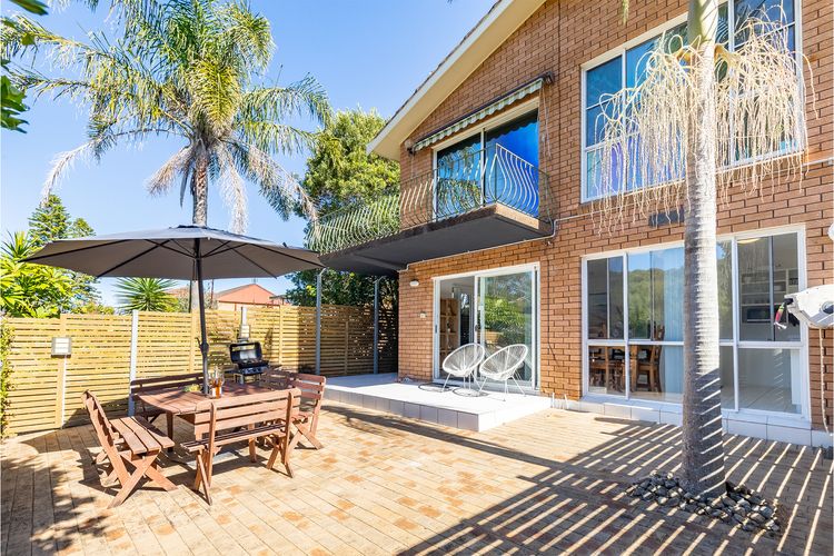 Fingal Bay Coastal Retreat,  1/12 Marine Drive – fantastic ground floor duplex with Air Conditioning and WIFI