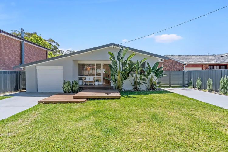 Bay Escape, 32 Wahgunyah Rd – Beautiful property with boat parking, WiFi and ducted air conditioning