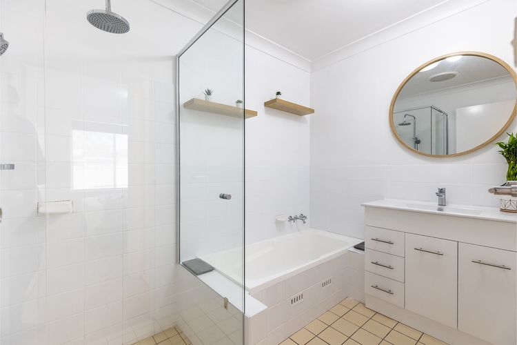 Driftwood Cottage, 1/28 Farm Rd – pet friendly, W-Fi, Air Con and ground floor