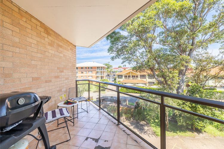 Shoreline, 9/1 Intrepid Cl – 200m to Shoal Bay beach and wifi