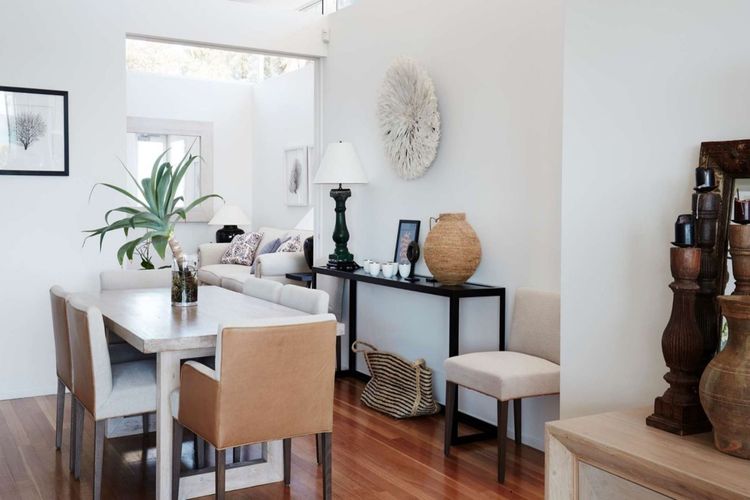 The Waterview, 2/76 Magnus St – complete style, comfort, luxury and spectacular waterviews