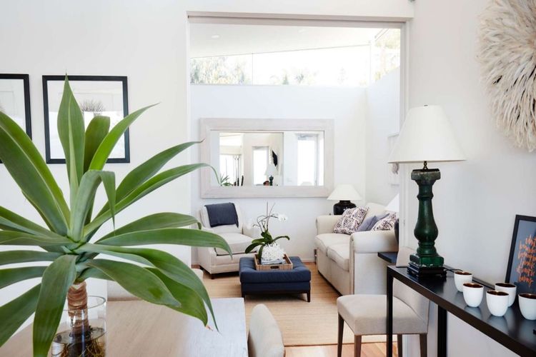 The Waterview, 2/76 Magnus St – complete style, comfort, luxury and spectacular waterviews