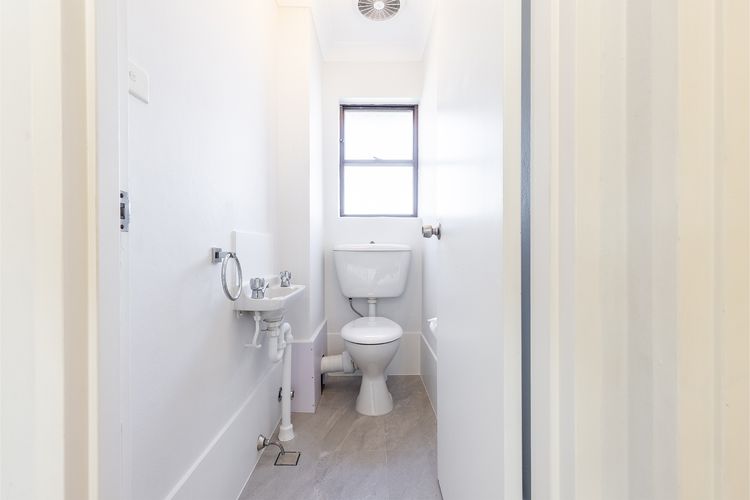 Shoreline, 5/1 Intrepid Close – Water Views and WiFi