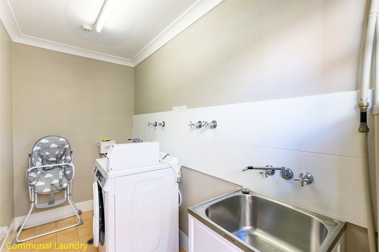 Martys, 7/2 Intrepid Cl – pool , air con , Wi-Fi and linen