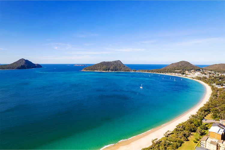 Martys, 7/2 Intrepid Cl – pool , air con , Wi-Fi and linen