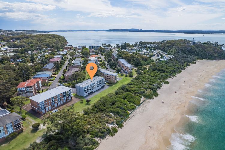 Ocean Shores, 7/27 Weatherly Cl – waterfront with fabulous views and WIFI