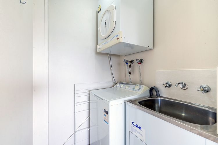 Ocean Shores, 7/27 Weatherly Cl – waterfront with fabulous views and WIFI