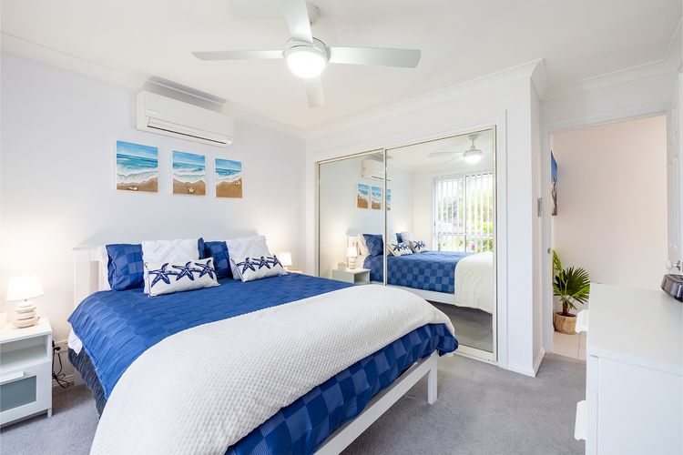 Sapphire Sands, 1/52 Boulder Bay Rd – air con, Wi-Fi, Cot & Highchair