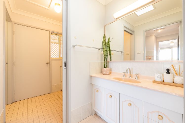 124 Rocky Point Rd – pet friendly, air con, Wi-Fi, high chair and Cot