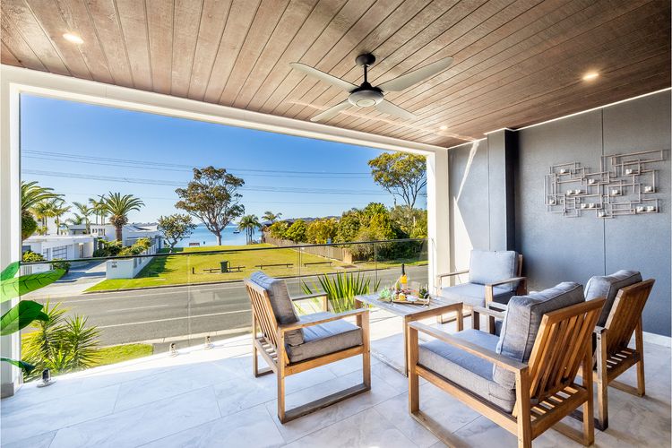 Escape on Wanda, 188 Soldiers Point Rd – Spectacular views, Ducted Air Con, WiFi