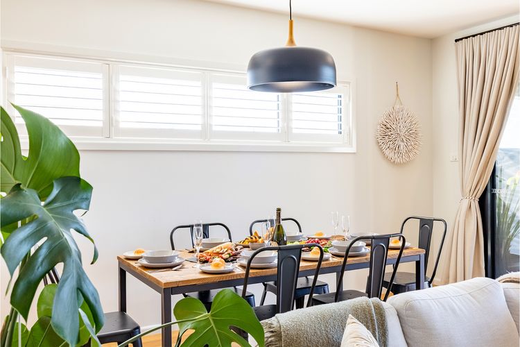 Escape on Wanda, 188 Soldiers Point Rd – Spectacular views, Ducted Air Con, WiFi