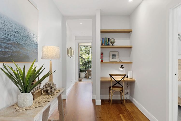 Gypsea at the Bay, 26b Achilles St – Wi-Fi , air con, luxury and linen