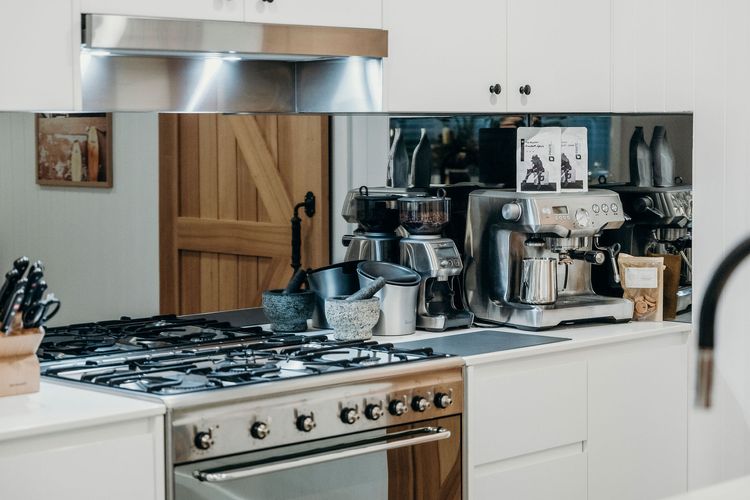 Gypsea at the Bay, 26b Achilles St – Wi-Fi , air con, luxury and linen