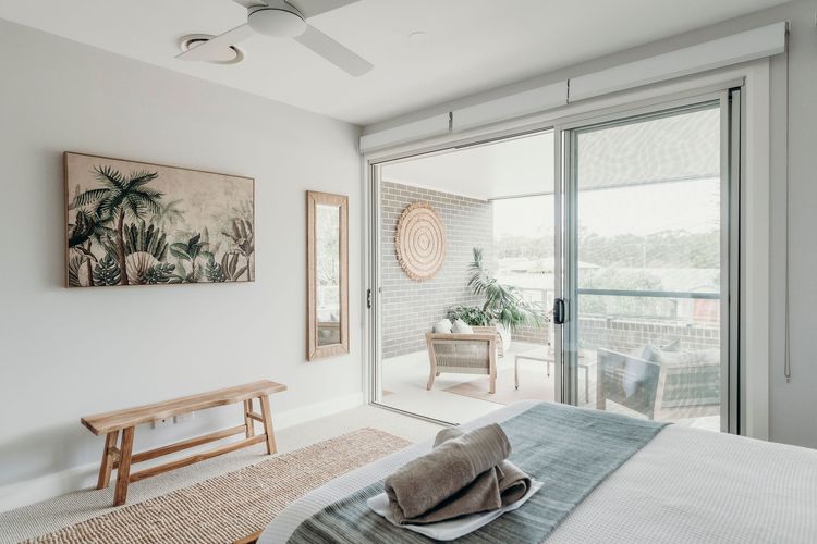 Gypsea at the Bay, 26b Achilles St – Wi-Fi , air con, luxury and linen