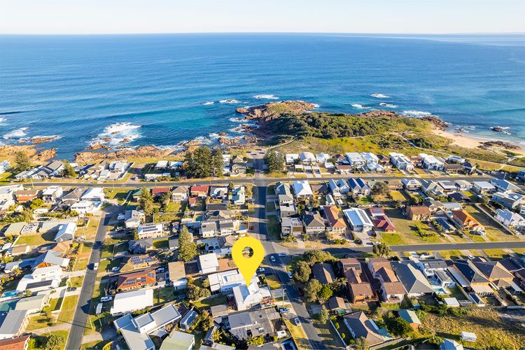 The Pacific Pearl,16 Pacific Avenue, Anna Bay – pet friendly, air con