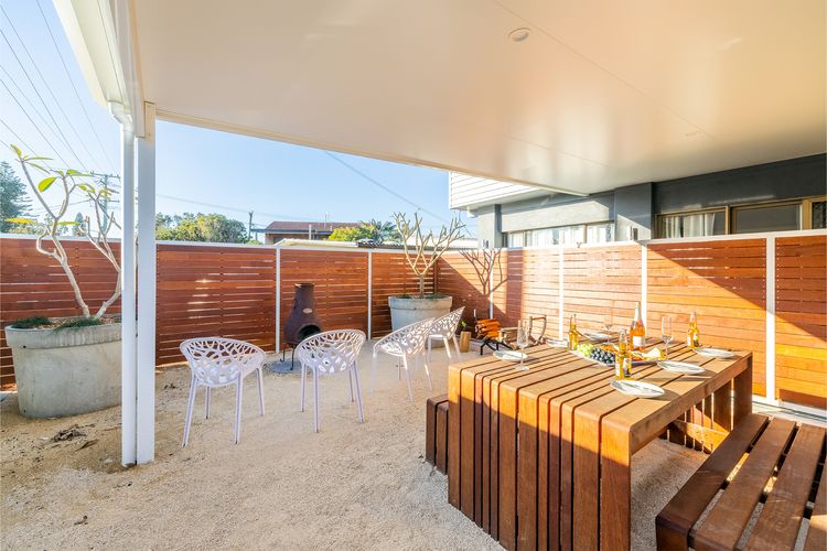 The Pacific Pearl,16 Pacific Avenue, Anna Bay – pet friendly, air con