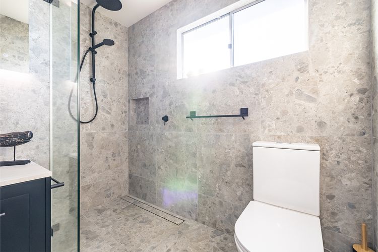 The Pacific Pearl,16 Pacific Avenue, Anna Bay – pet friendly, air con