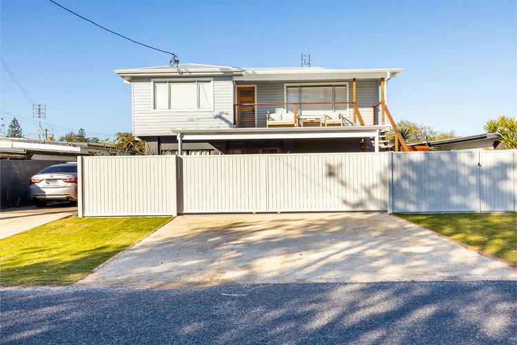 The Pacific Pearl,16 Pacific Avenue, Anna Bay – pet friendly, air con