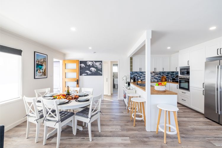 The Pacific Pearl,16 Pacific Avenue, Anna Bay – pet friendly, air con