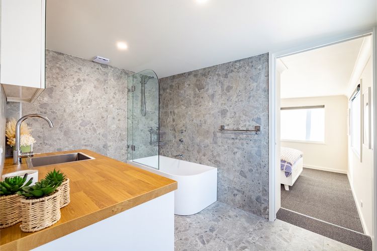 The Pacific Pearl,16 Pacific Avenue, Anna Bay – pet friendly, air con